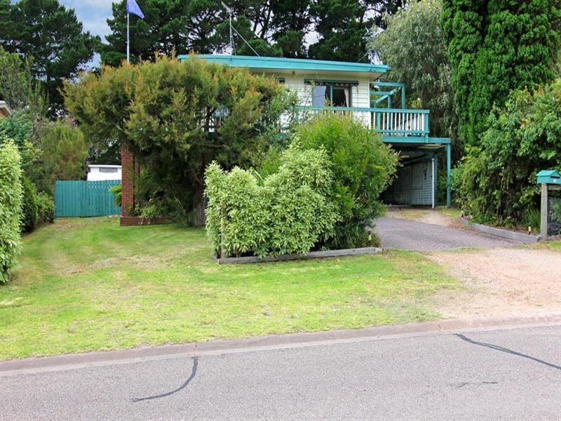 61 Carrathool Avenue, Rosebud VIC 3939