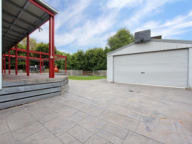 14 Greenhill Road, Rosebud VIC 3939