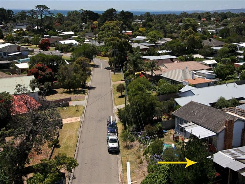 37 Capel Avenue, Rosebud West VIC 3940