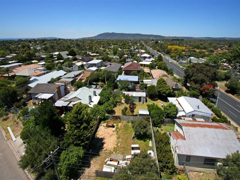 37 Capel Avenue, Rosebud West VIC 3940