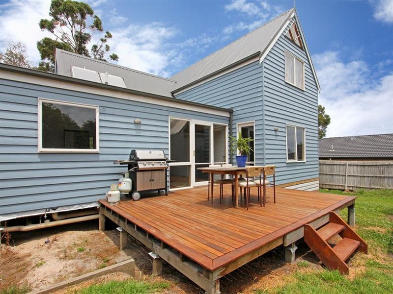 8 Sunningdale Road, Rosebud VIC 3939