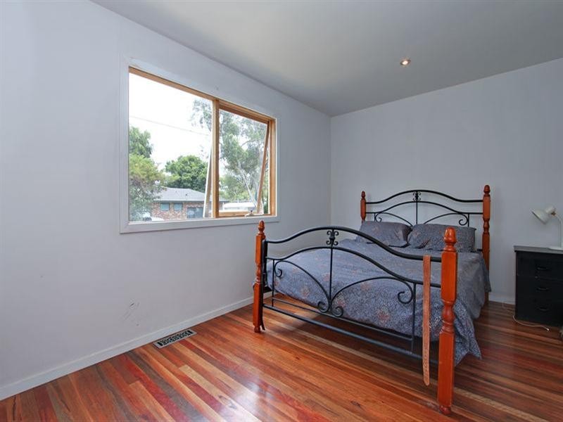 8 Sunningdale Road, Rosebud VIC 3939