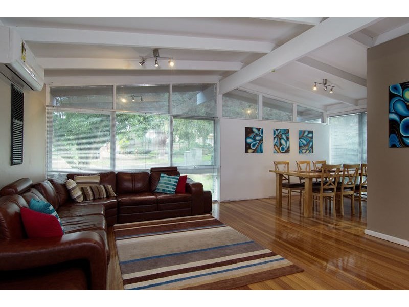 8 Kennington Road, Rosebud VIC 3939