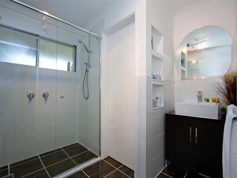 8 Kolinda Crescent, Rosebud West VIC 3940