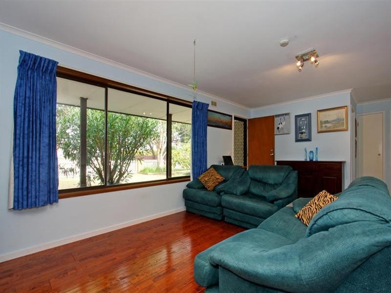 8 Kolinda Crescent, Rosebud West VIC 3940