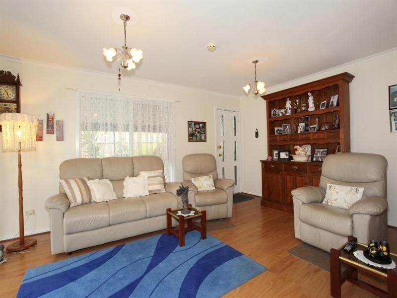 43 Woonton Crescent, Rosebud VIC 3939