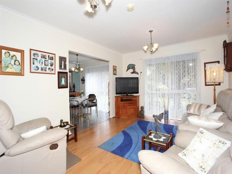 43 Woonton Crescent, Rosebud VIC 3939