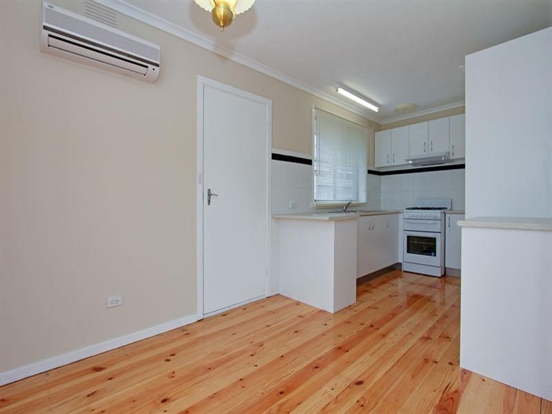 17 Hakea Avenue, Rosebud West VIC 3940