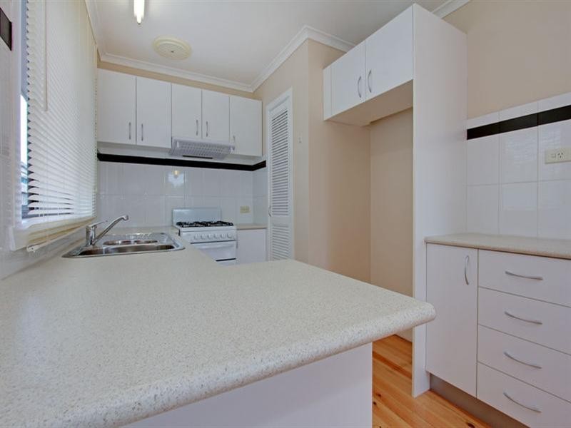 17 Hakea Avenue, Rosebud West VIC 3940