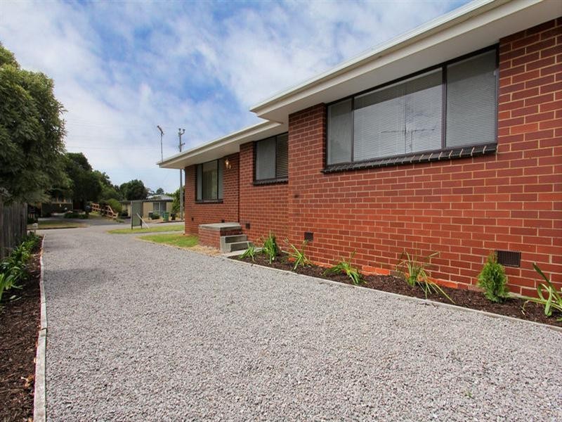 17 Hakea Avenue, Rosebud West VIC 3940