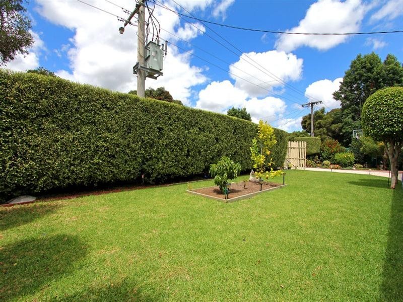 2A Kennington Road, Rosebud VIC 3939