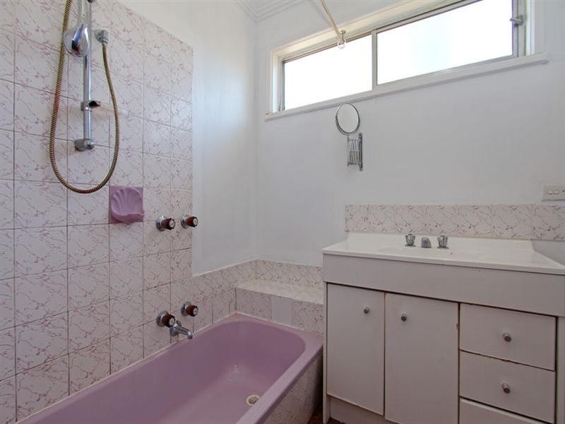 1 Greenhood Crescent, Rosebud West VIC 3940