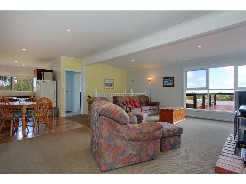 49 Warrain Avenue, Rosebud VIC 3939