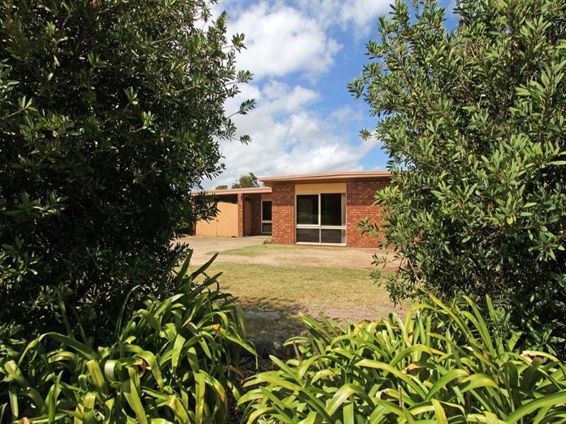 11 Howqua Drive, Rosebud West VIC 3940