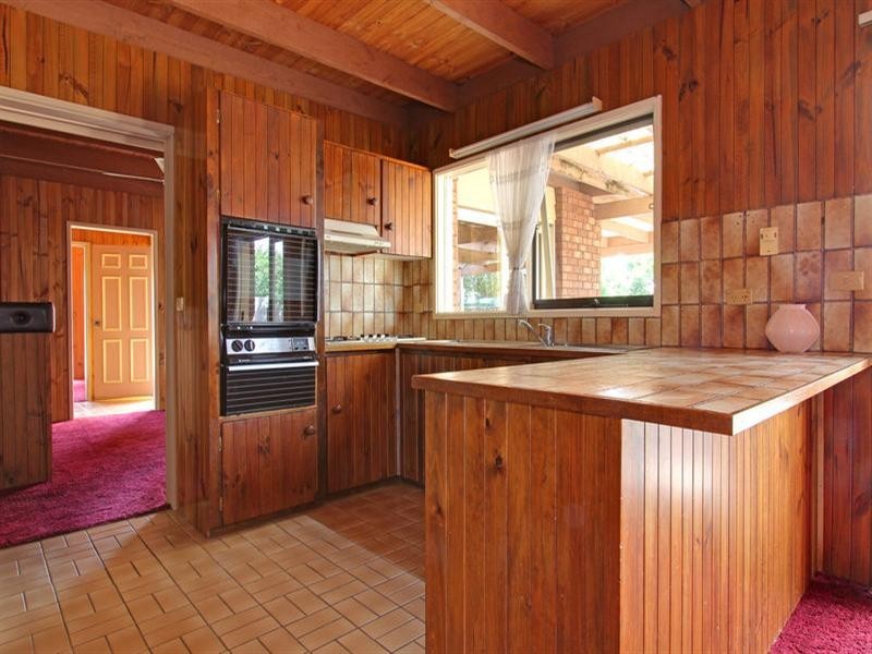 11 Howqua Drive, Rosebud West VIC 3940