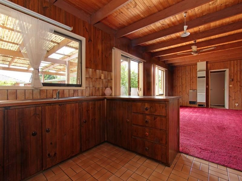 11 Howqua Drive, Rosebud West VIC 3940