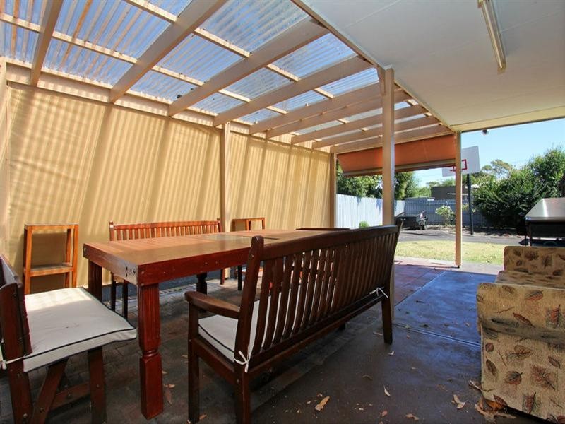 126 Boneo Road, Rosebud VIC 3939