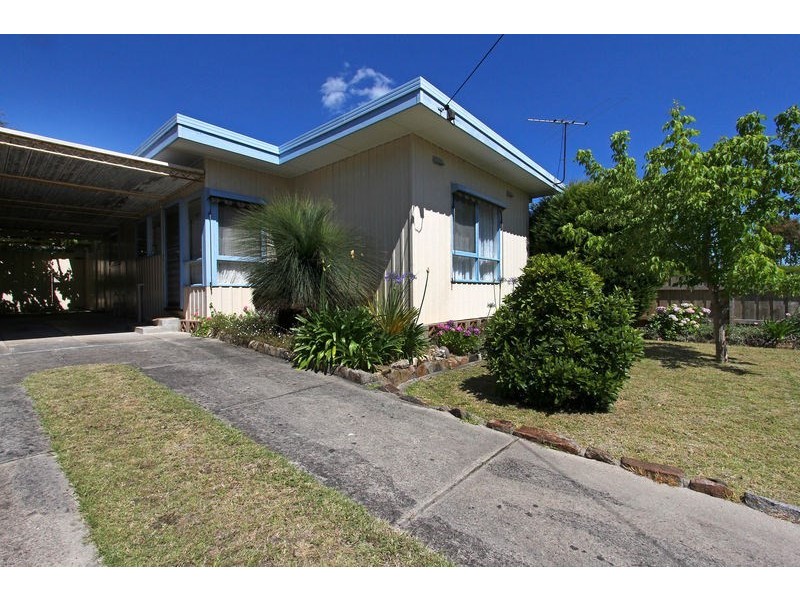 91 Fourth Avenue, Rosebud VIC 3939