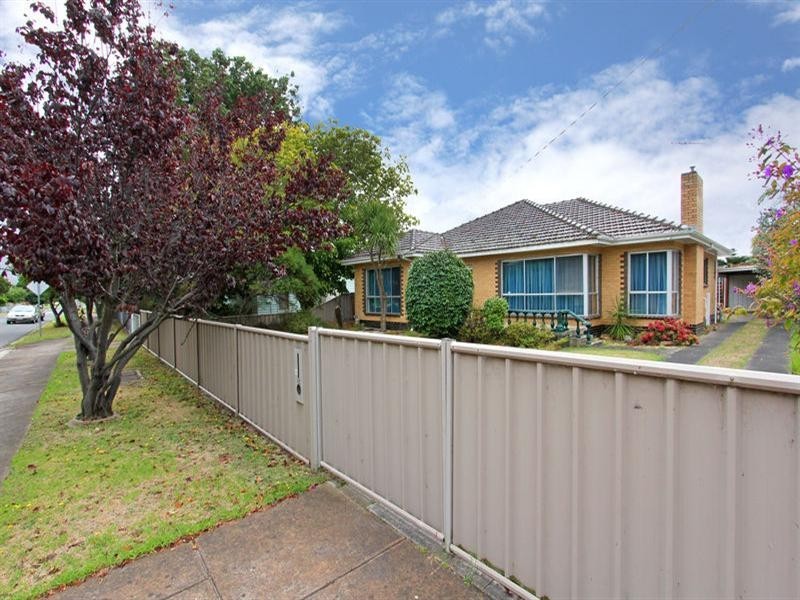 10 Morgan Street, Rosebud VIC 3939