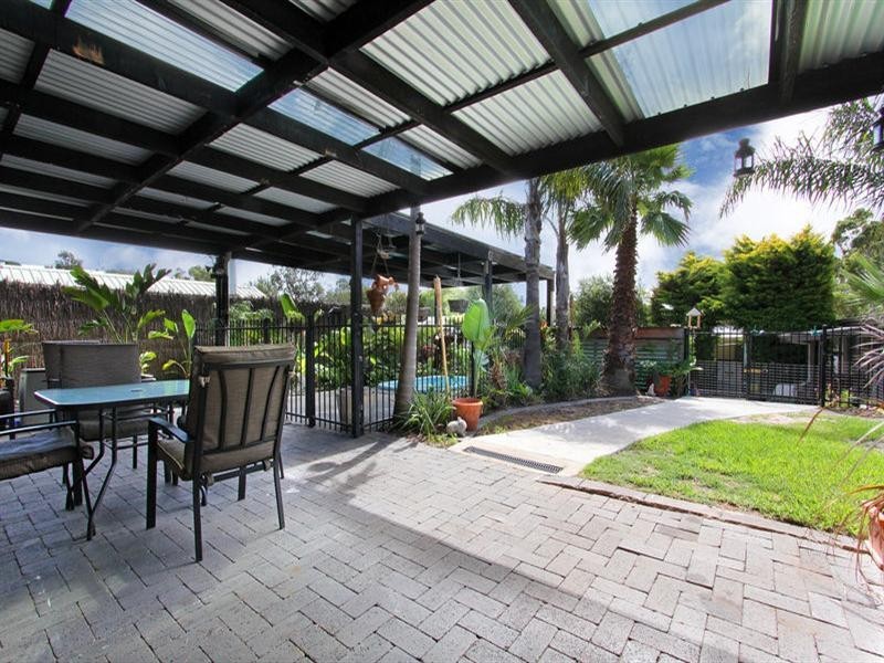 6 Fenton Avenue, Rosebud VIC 3939