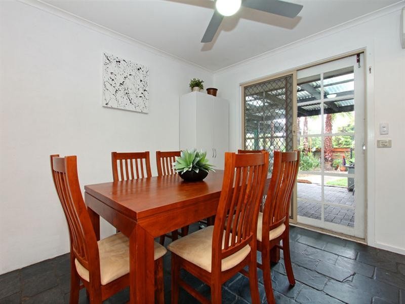 6 Fenton Avenue, Rosebud VIC 3939