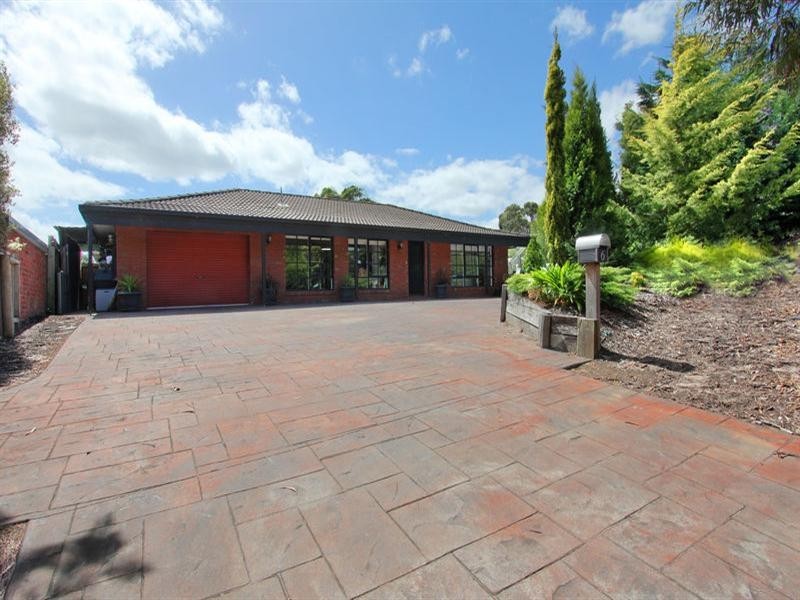 6 Fenton Avenue, Rosebud VIC 3939