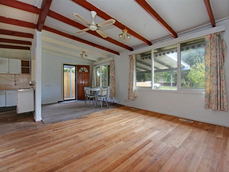 37 Kennington Avenue, Rosebud VIC 3939