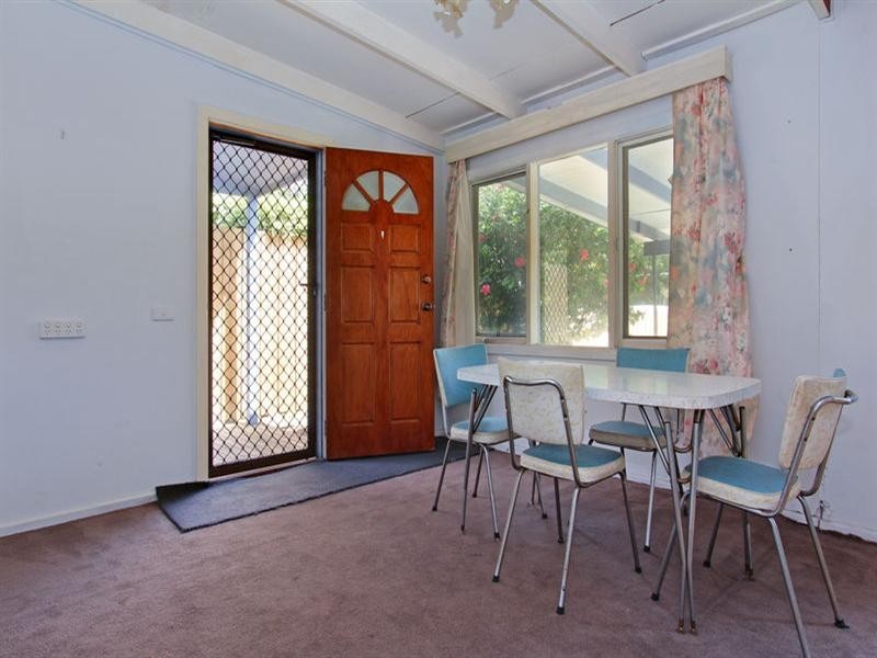 37 Kennington Avenue, Rosebud VIC 3939