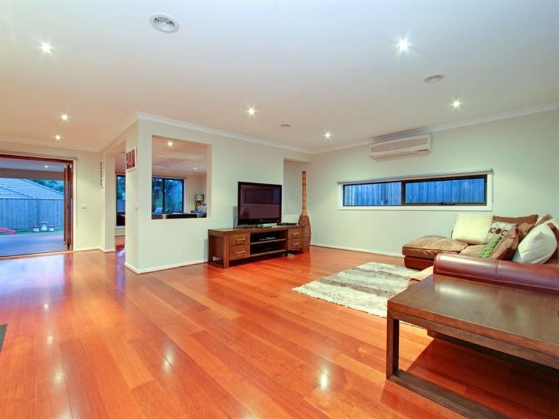 3 Fernwood Place, Rosebud VIC 3939