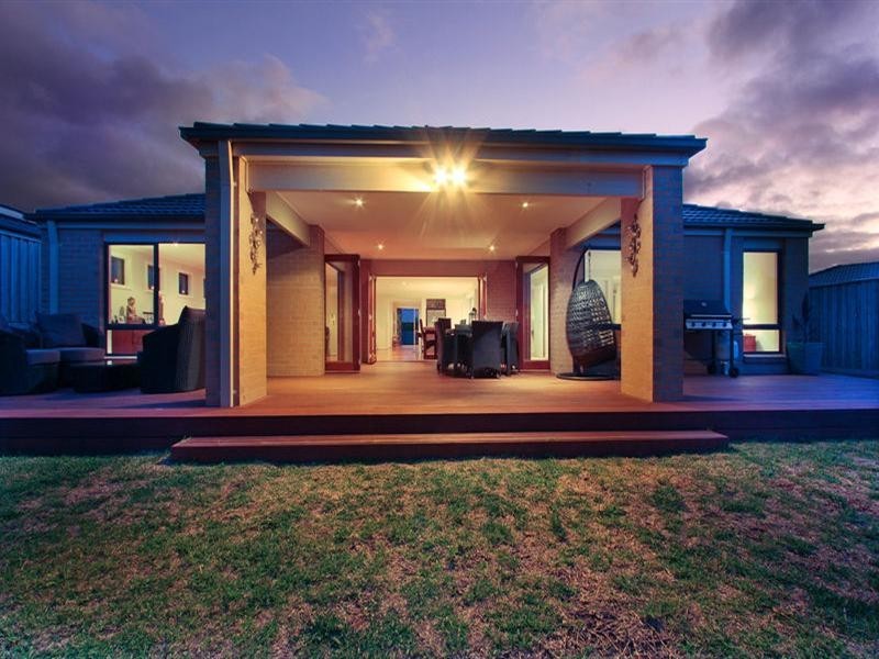 3 Fernwood Place, Rosebud VIC 3939