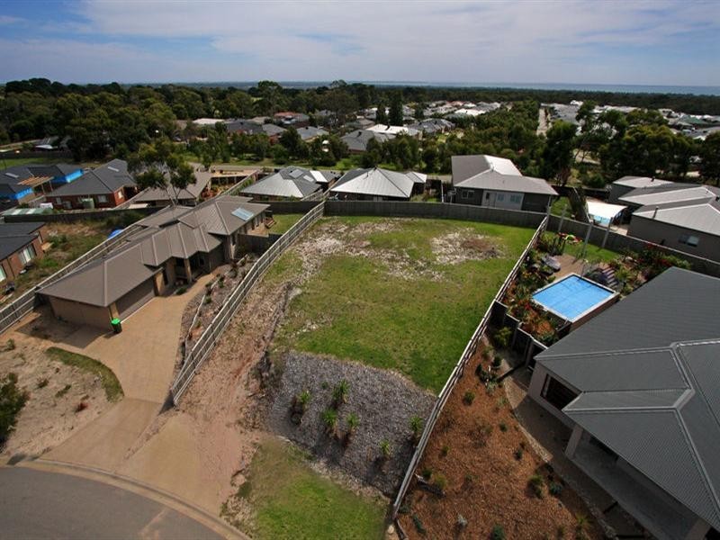 7 Hazeldene Way, Rosebud VIC 3939