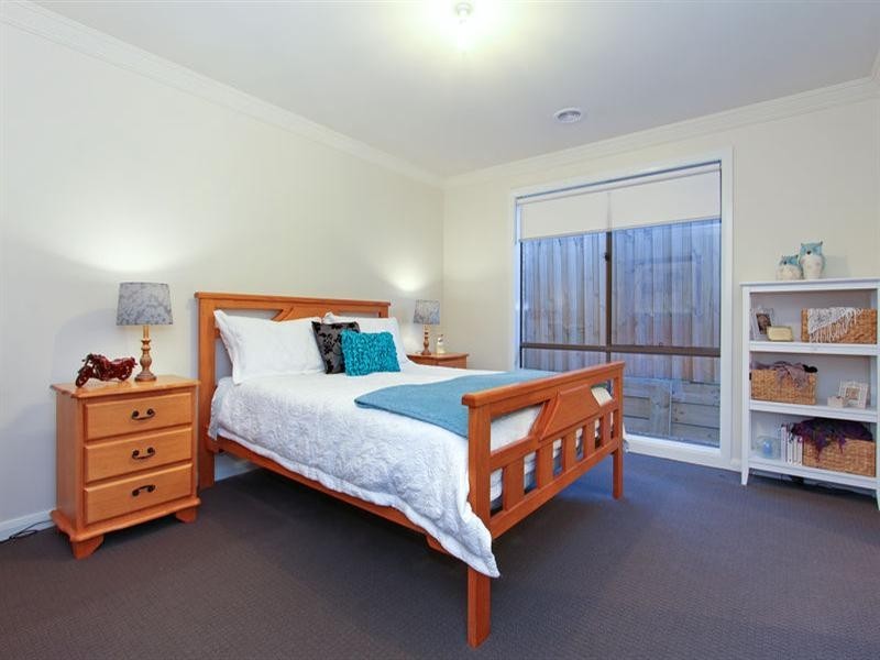 60 Flinders Avenue, Rosebud VIC 3939