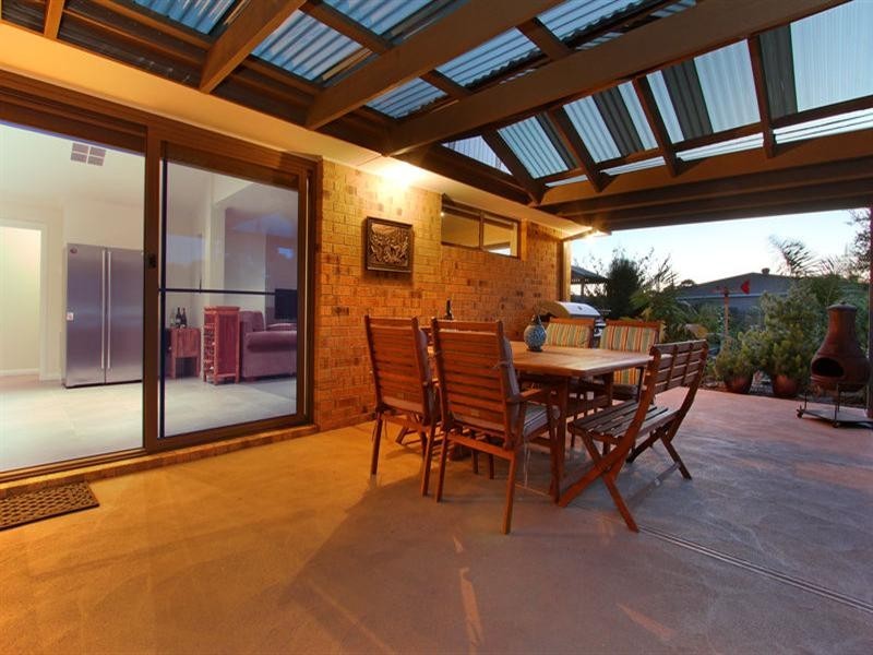 60 Flinders Avenue, Rosebud VIC 3939