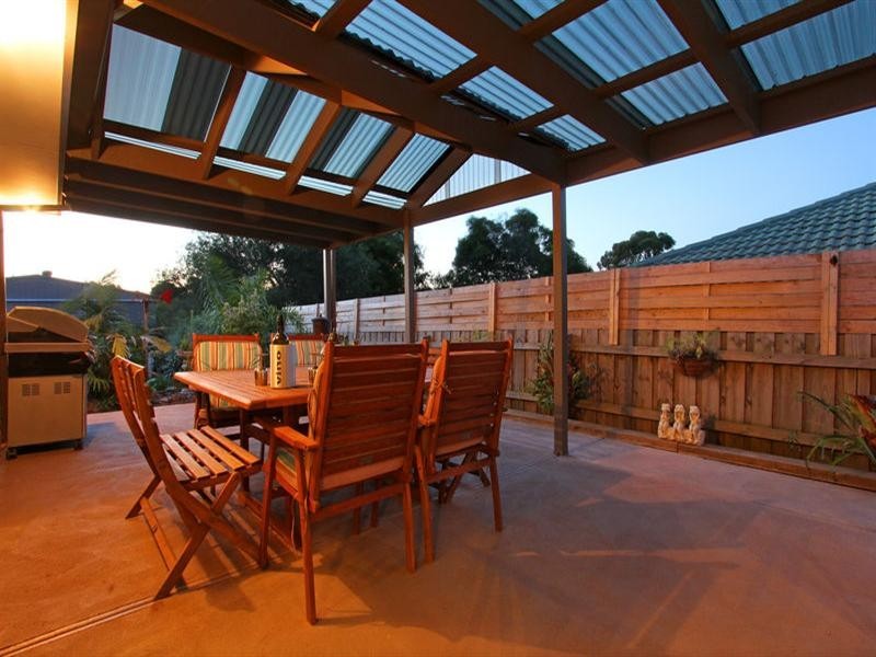 60 Flinders Avenue, Rosebud VIC 3939