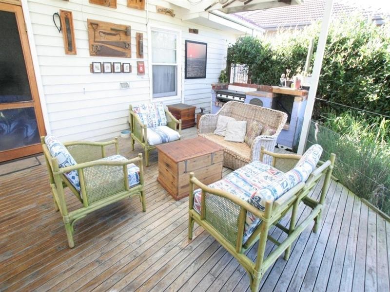 22 Chatfield Avenue, Rosebud West VIC 3940