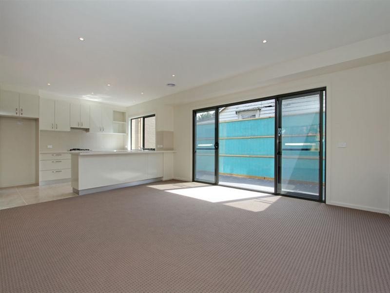 64 Rosebud Parade, Rosebud VIC 3939