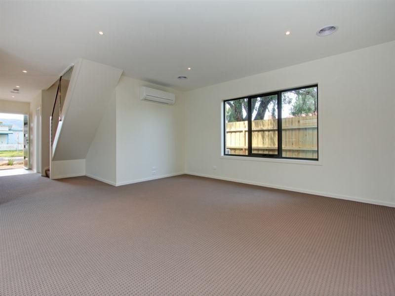 64 Rosebud Parade, Rosebud VIC 3939