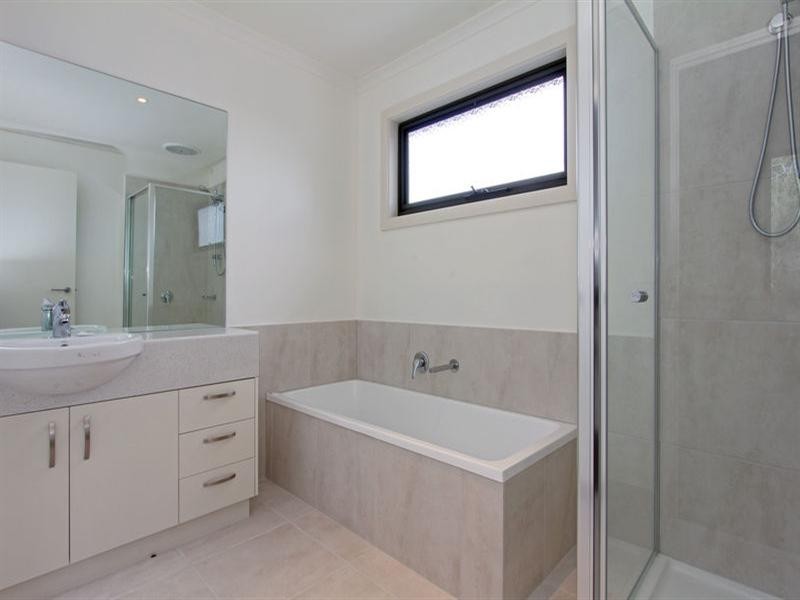 64 Rosebud Parade, Rosebud VIC 3939