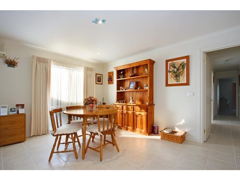 141 Ninth Avenue, Rosebud VIC 3939