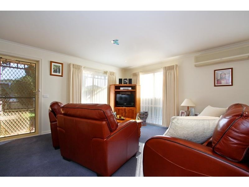 141 Ninth Avenue, Rosebud VIC 3939