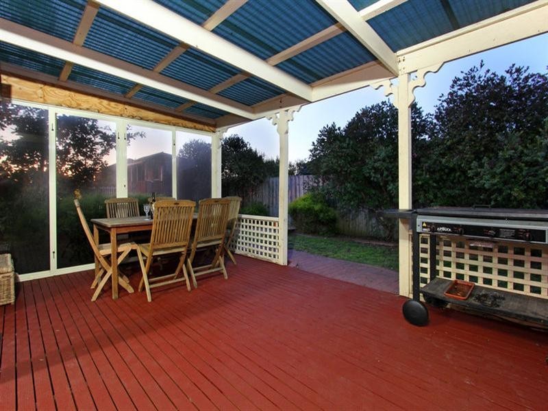 4 Seascape Place, Safety Beach VIC 3936