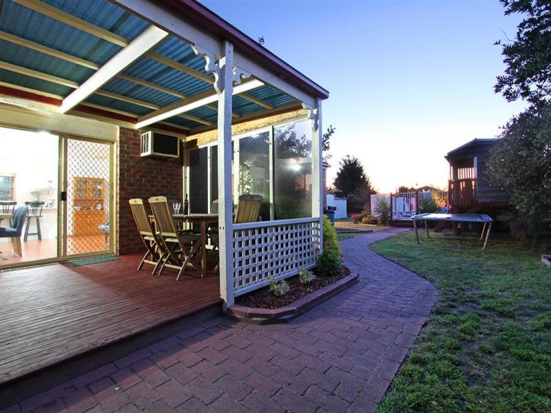 4 Seascape Place, Safety Beach VIC 3936