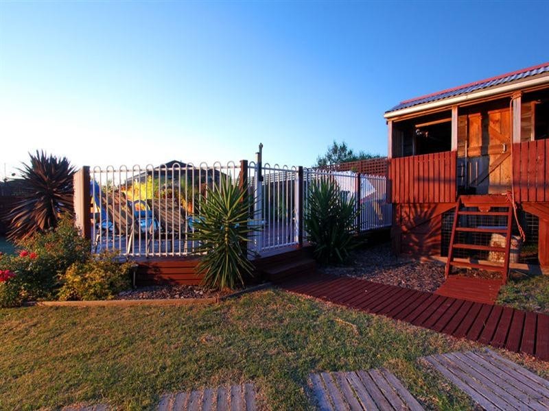 4 Seascape Place, Safety Beach VIC 3936