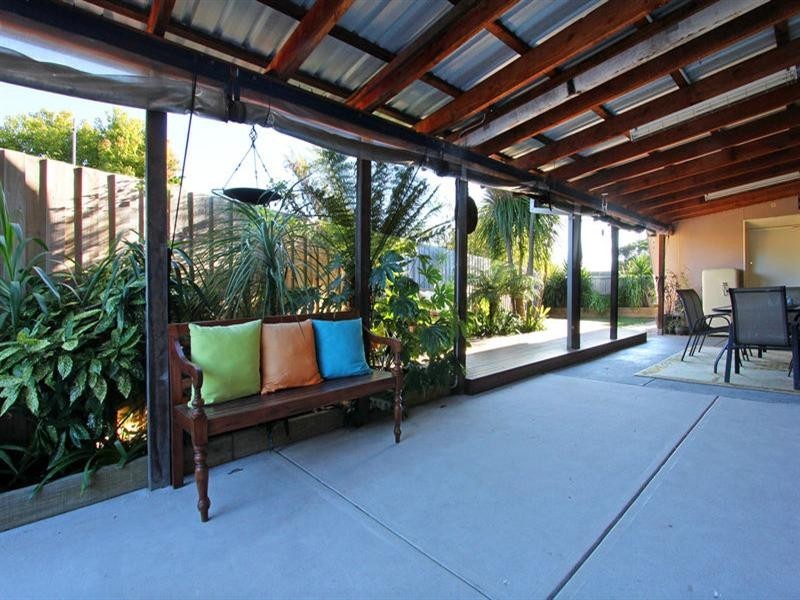 96 Ocean Street, Rosebud VIC 3939