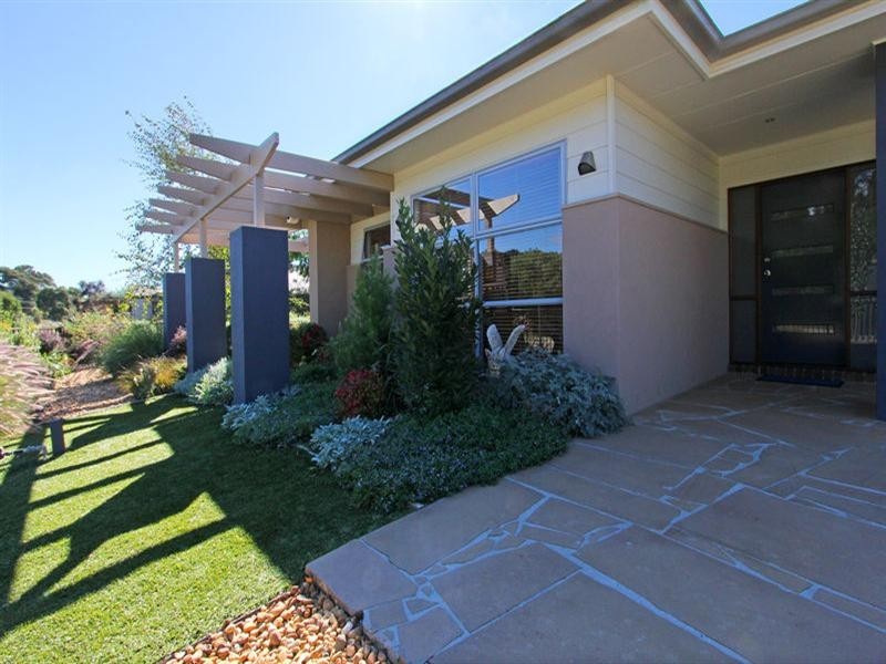 31 Parkedge Circuit, Rosebud VIC 3939