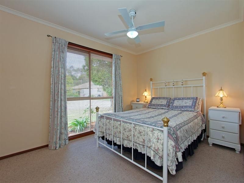 8/21 Howqua Drive, Rosebud VIC 3939