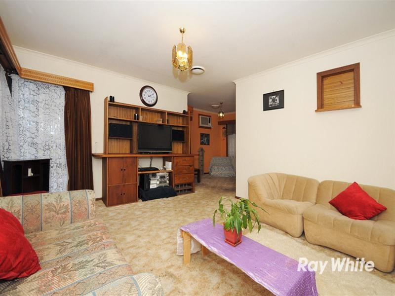 32 Ruyton Drive, Rosebud VIC 3939