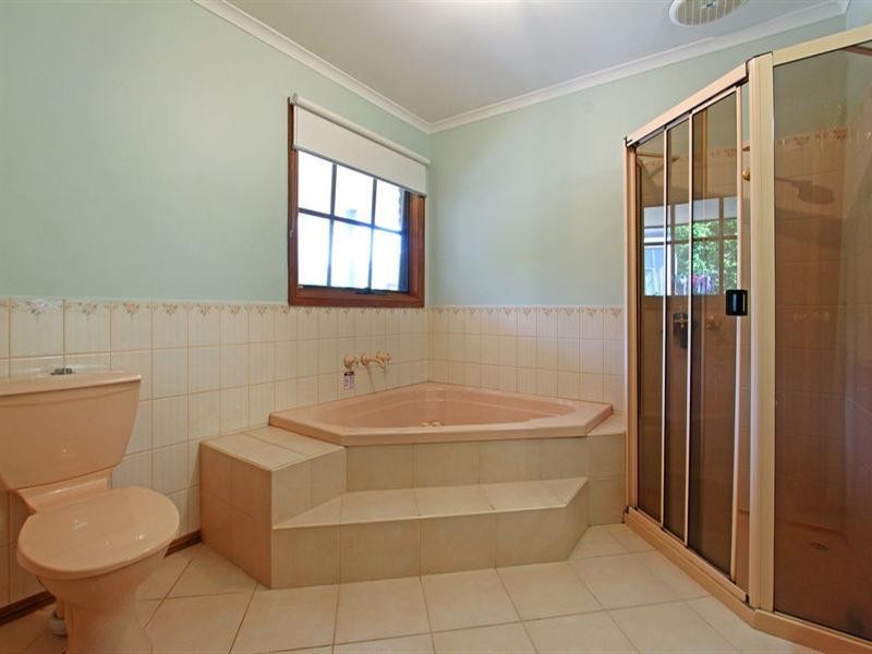 19 Coral Close, Rosebud VIC 3939