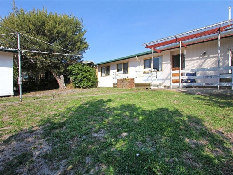 14 Clematis Avenue, Rosebud VIC 3939