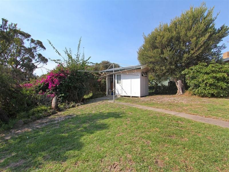 14 Clematis Avenue, Rosebud VIC 3939
